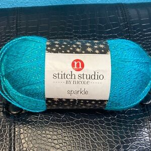NWT Stitch Studio by Nicole Sparkle color Frosted Sapphire Lot 01 1506